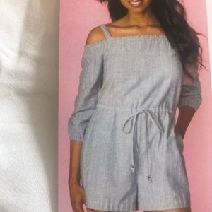 Simply Noelle striped short jump suit Size 8/10